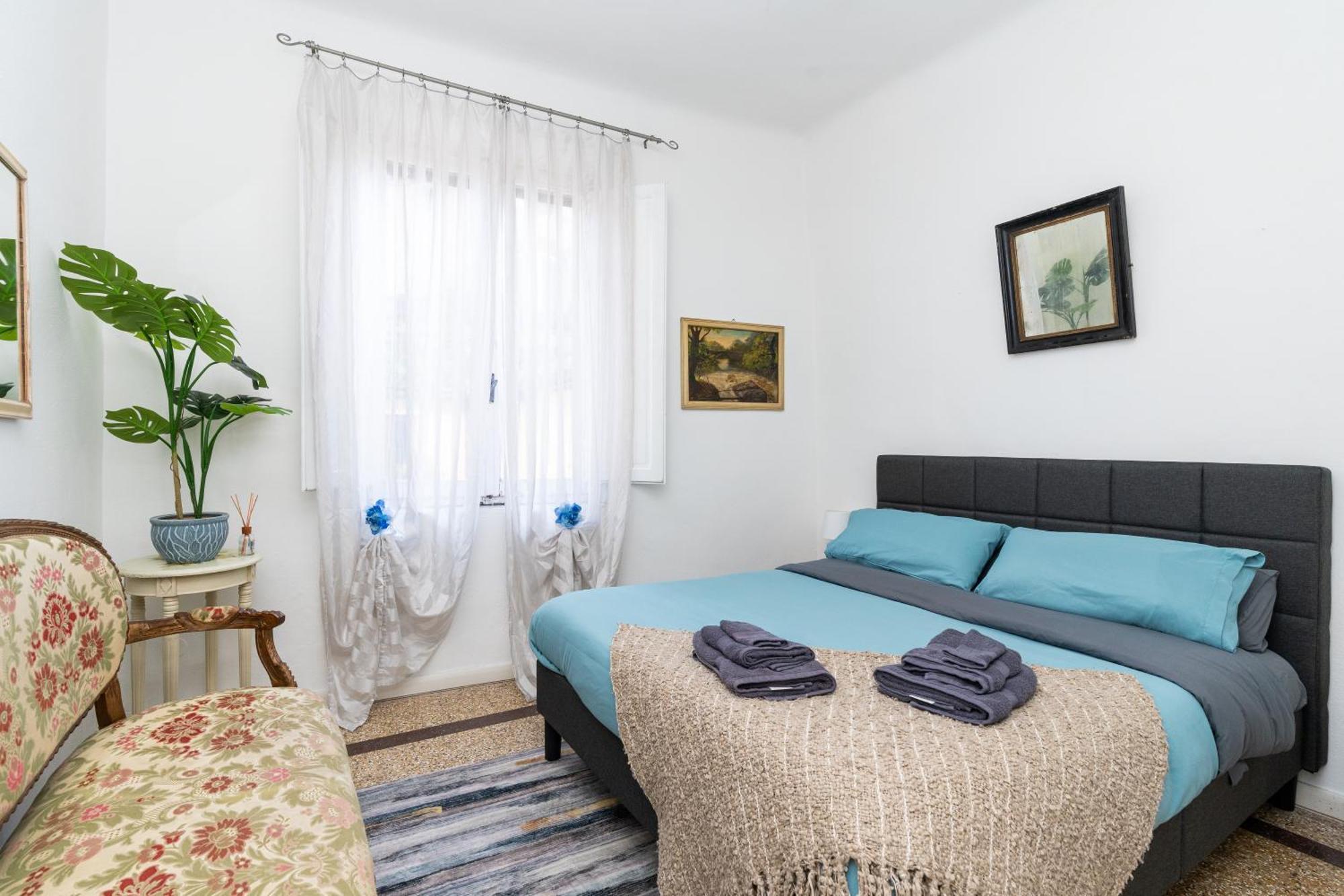 Historic Apt In The Center Of Lucca With Balcony Appartement Buitenkant foto
